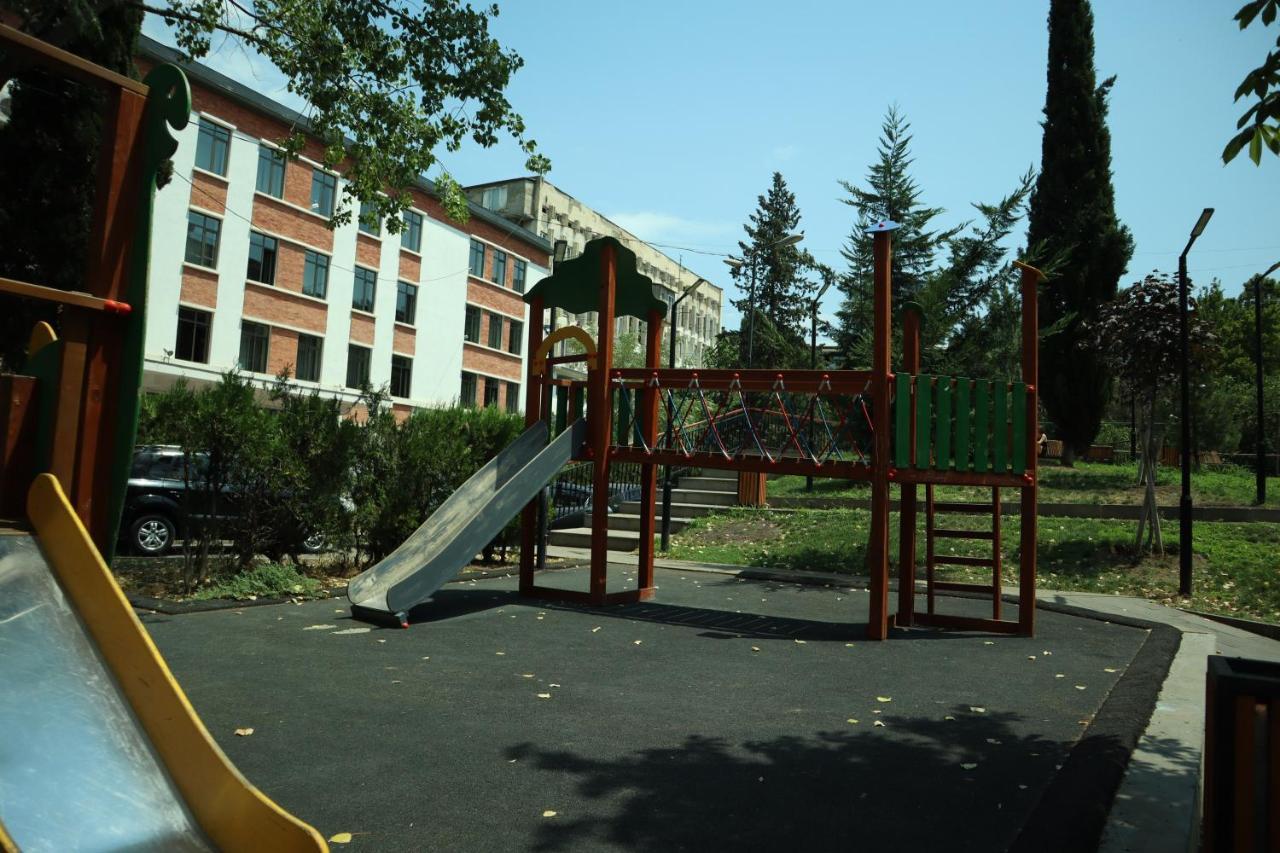 Comfort Lux Тбилиси Экстерьер фото